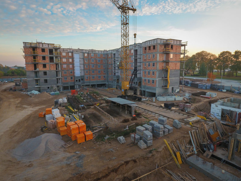 Dźwig budowalny w Ełku - Wasilewski Developer